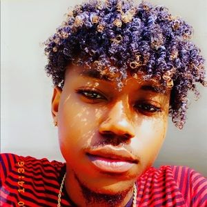 Meet your Posher, Hasani